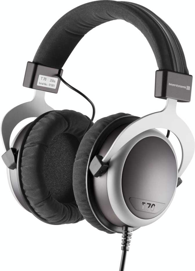 headphones-beyerdynamic-t-70-p-amazon.png